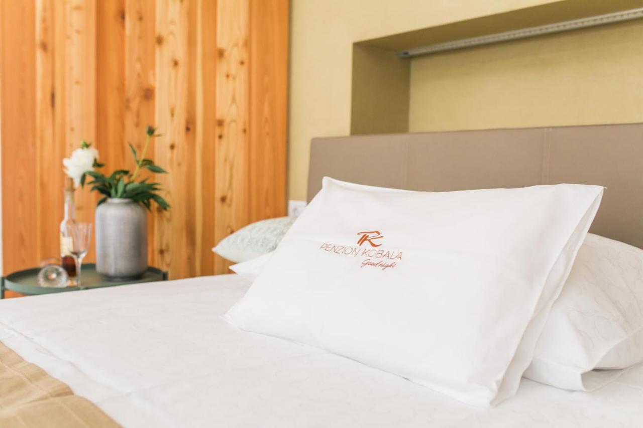 Hotel Penzion Kobala Tolmin Eksteriør billede