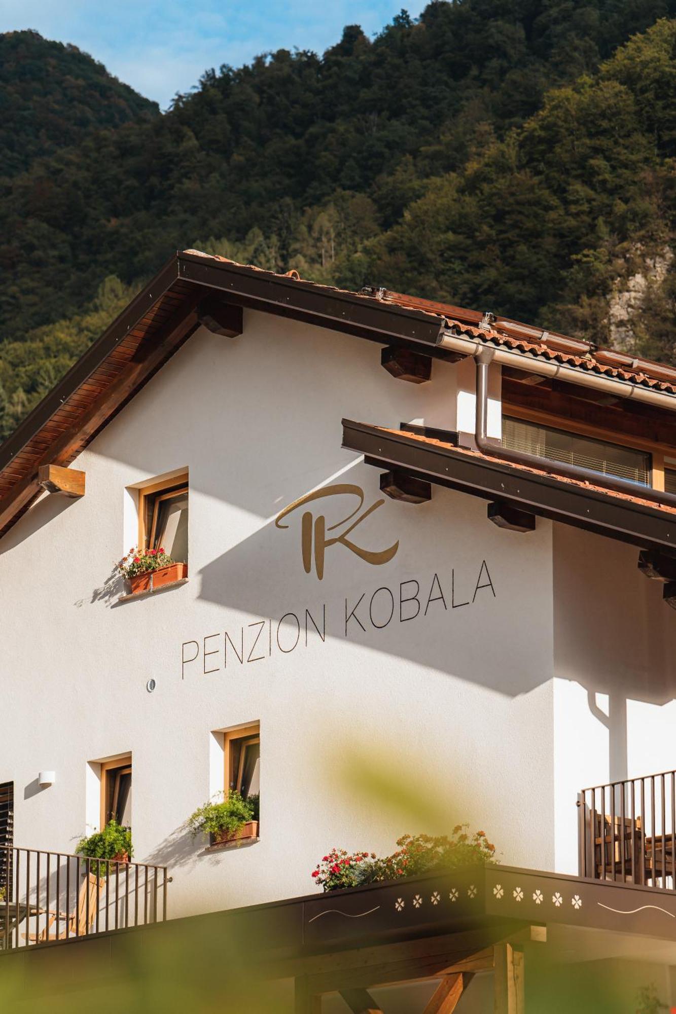 Hotel Penzion Kobala Tolmin Eksteriør billede