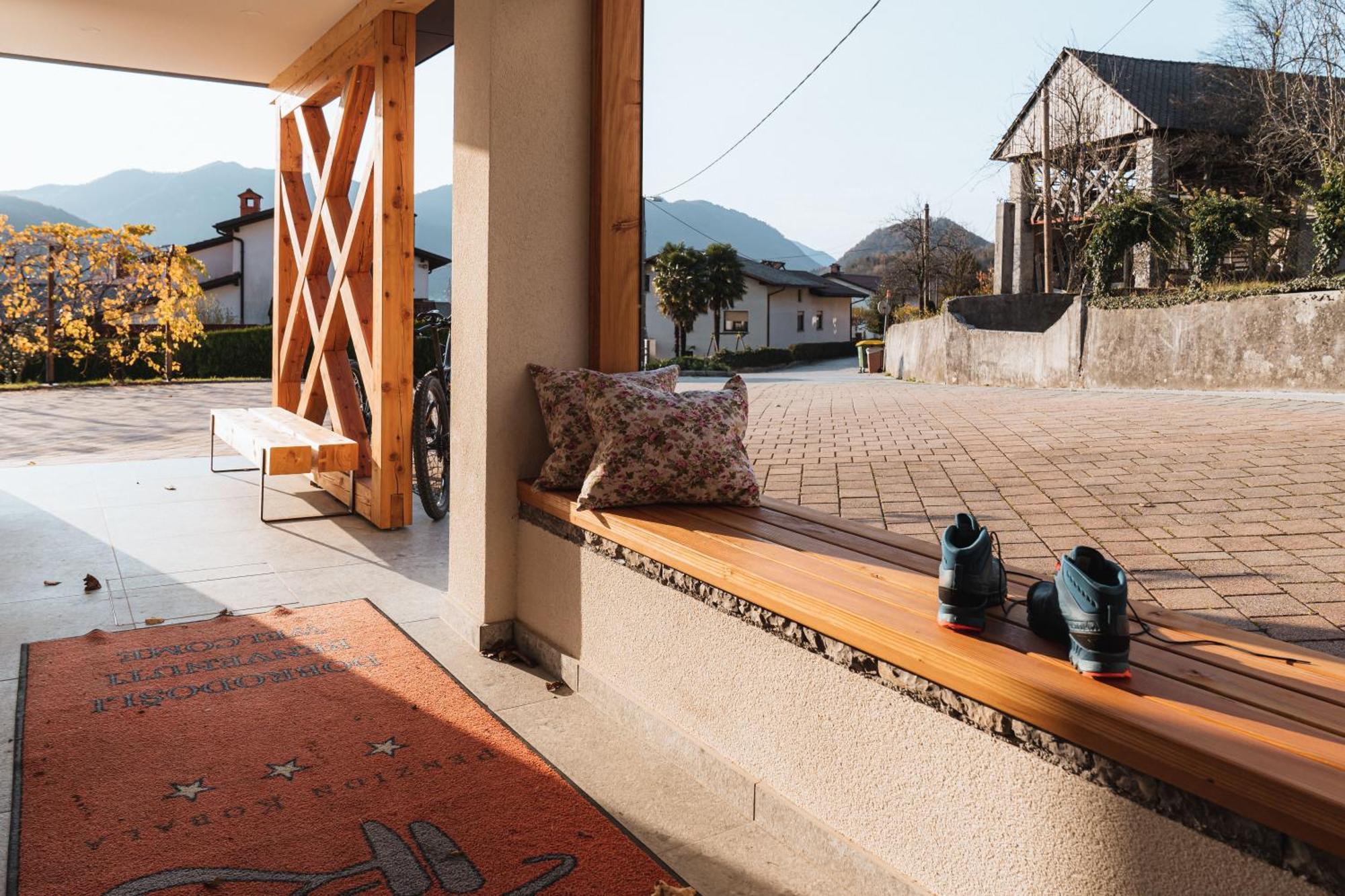 Hotel Penzion Kobala Tolmin Eksteriør billede