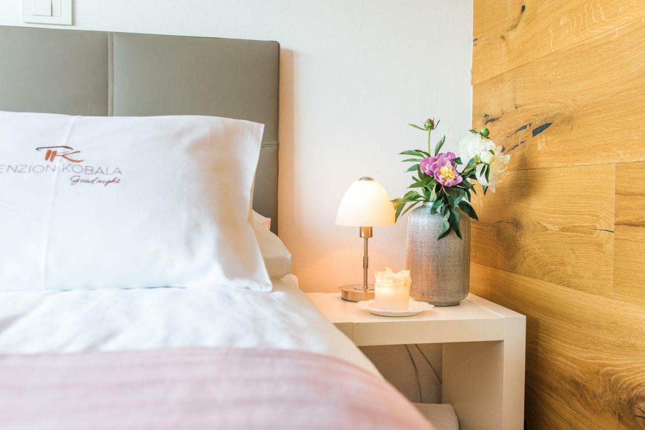 Hotel Penzion Kobala Tolmin Eksteriør billede